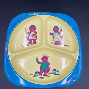Vintage “ Barney Loves To Paint” 1992 Childrens Plate
